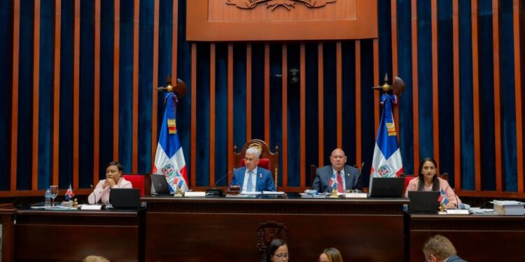 Senado dejó sobre la mesa varias modificaciones a Ley 16-92 del Código de Trabajo