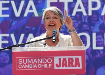 Jeannette Jara de la izquierda de Chile