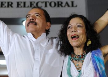 Daniel Ortega y su esposa en Nicaragua.