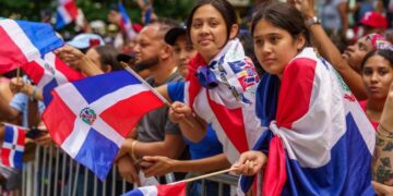 Dominicanos figuran entre migrantes que más se benefician de ayudas sociales de EE. UU.