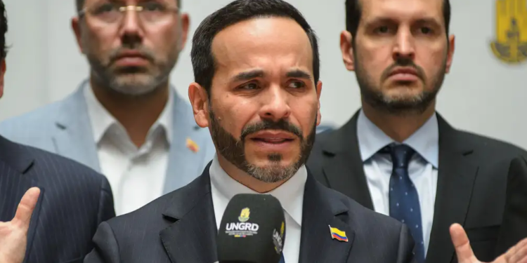 Colombia endurece su política migratoria y anuncia deportaciones de venezolanos