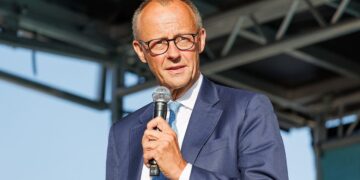 Friedrich Merz defiende el aumento del gasto en defensa y advierte sobre el avance de AfD en Alemania