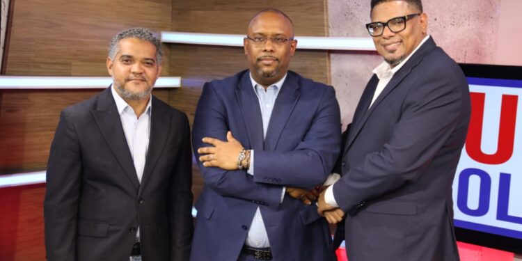 Desde este lunes, periodistas Joel Suero y Melvinson Almánzar estrenan programa Juego Político