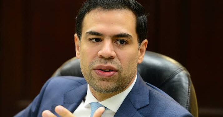 Roberto Ángel advierte que un “outsider” podría irrumpir en la política dominicana rumbo a 2028