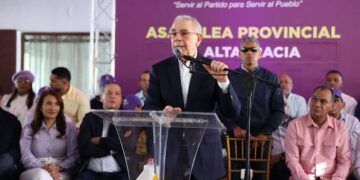 Danilo Medina critica derogación del decreto del arroz