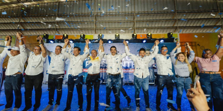 Wellington Arnaud consolida respaldo del 70 % del liderazgo electivo de Peravia